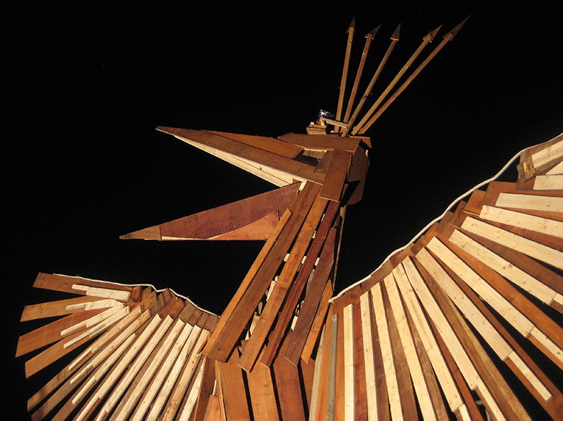 coalway-crow-fire-sculpture